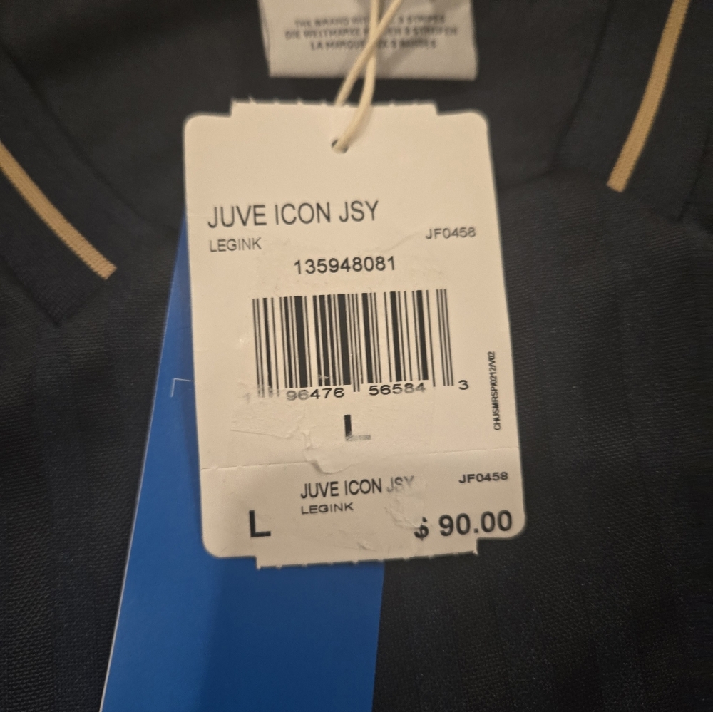 2025 Juventus Icon Soccer Jersey - Picture 9 of 9